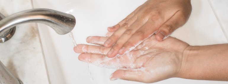 Hände waschen ist ein Muss beim Umgang mit Patienten